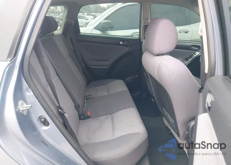 2005 Toyota Matrix Xr z USA, uszkodzony, nr VIN 2T1KR32EX5C488721